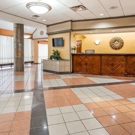 Kaiser Hotel برجتون المظهر الخارجي الصورة